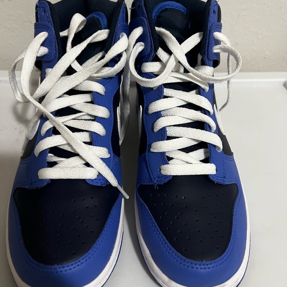 Nike Dunk Hightops - Picture 2 of 6